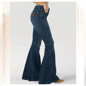 Women's Retro Wrangler Blue Flared Jeans Bell Bottoms